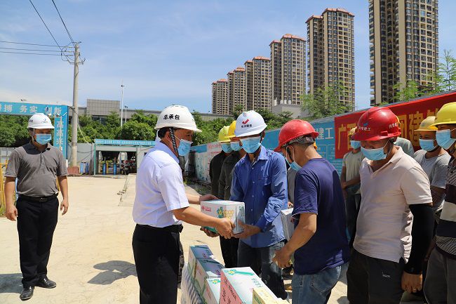 活动现场。杨钰 摄（建图）.jpg