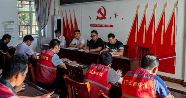 座谈会现场。郭奎君摄（建图）.jpg