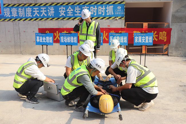 发展应急消防接济演练2。周煜川 摄（建图）.jpg